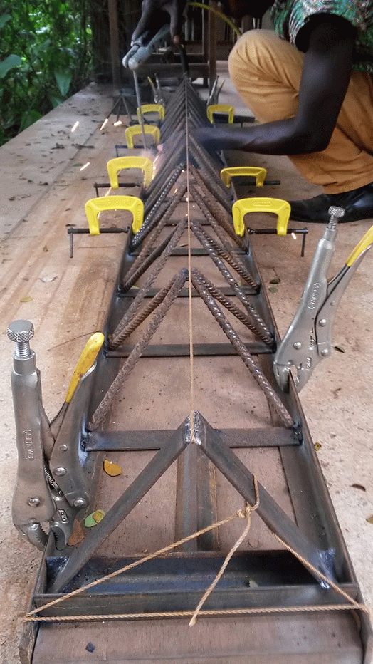 4 weld octet truss 3-MOTION